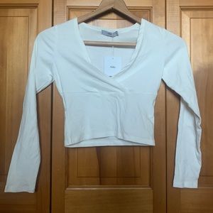 Adika Cropped White Long Sleeve Top